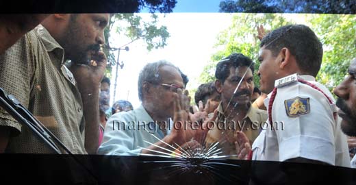 auto protest13may24 1